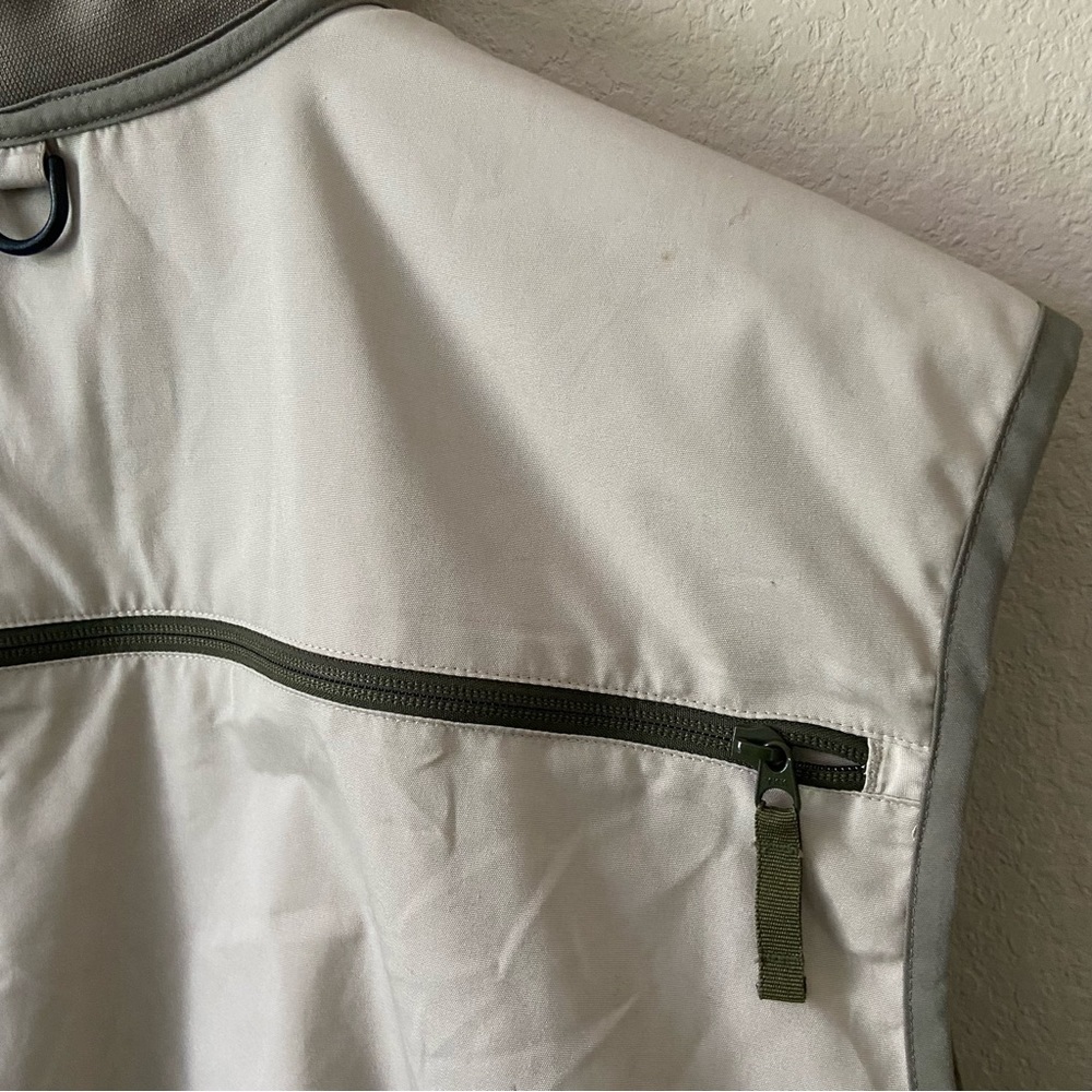 FINAL PRICE:  COPPER  RIVER | Cabela's Tan Fishing Vest Size XL - Picture 10 of 15